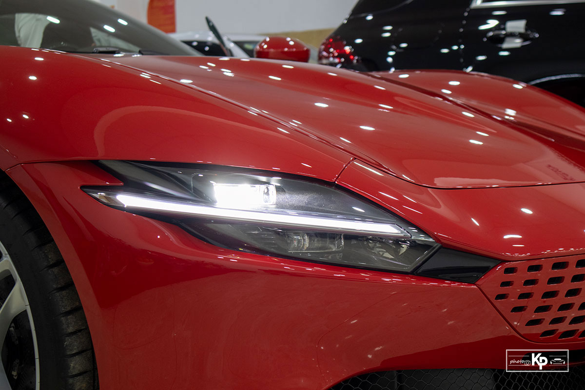 Cận cảnh xe Ferrari Roma màu đỏ Rosso "độc nhất" Việt Nam 2 Cận cảnh xe Ferrari Roma màu đỏ Rosso "độc nhất" Việt Nam a2