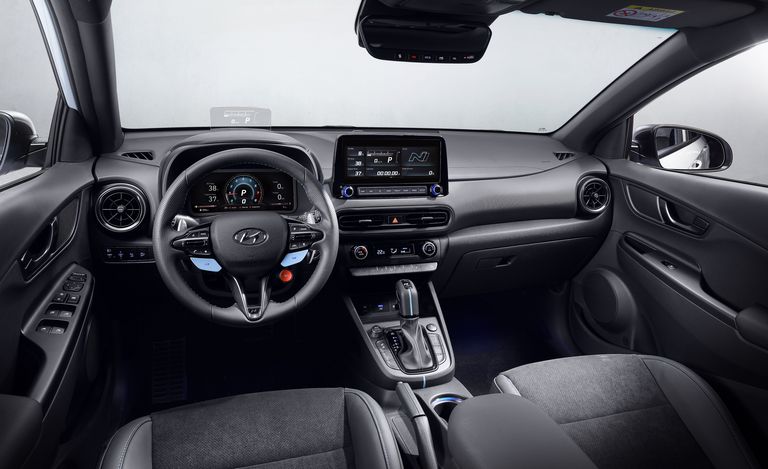 Hyundai Kona N 2022 ẩn chứa nhiều tính năng đặc biệt  thú vị.