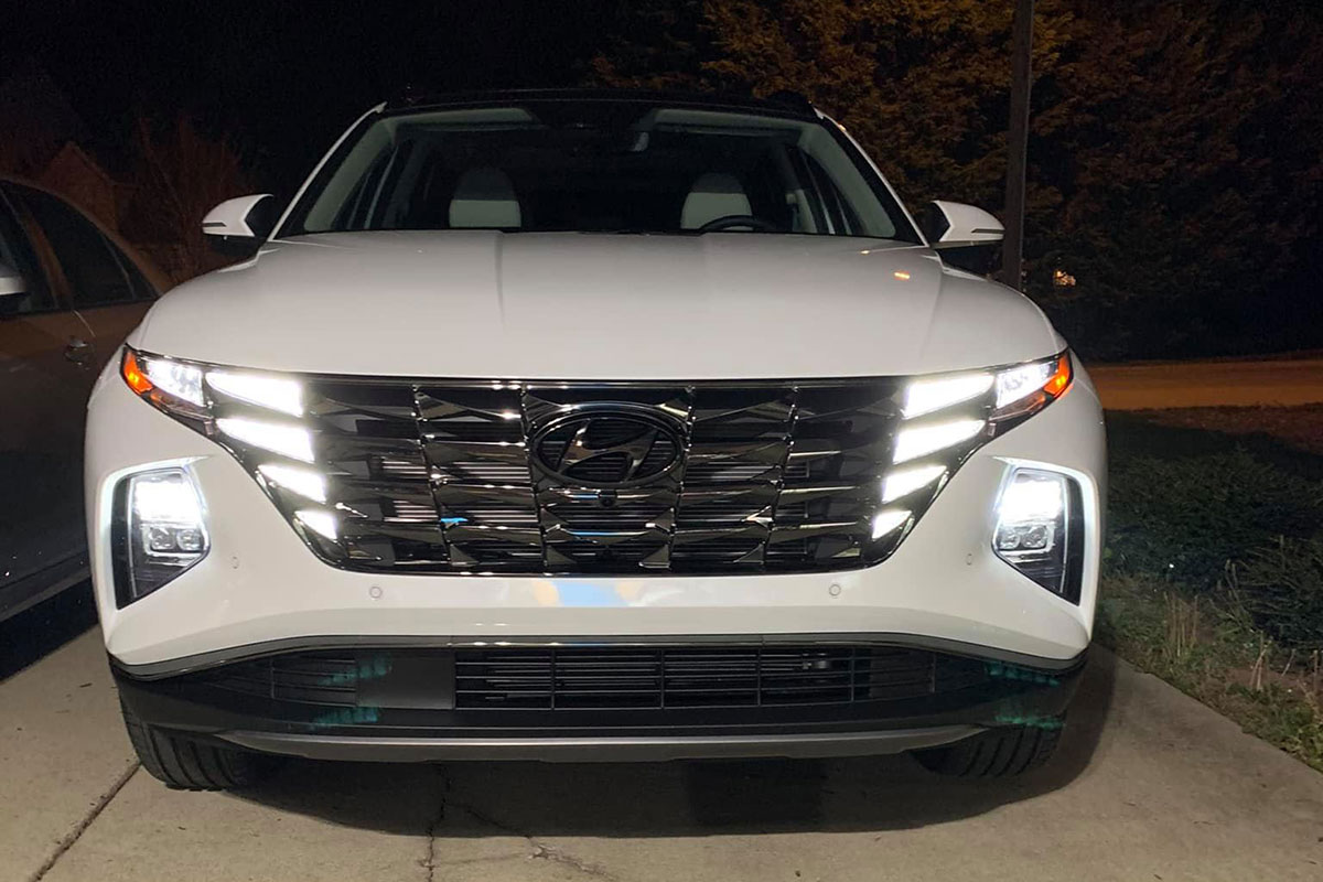 Người Việt đầu tiên "bóc tem" Hyundai Tucson 2022: Quá đẹp, nhưng màn hình gây tranh cãi 4 Người Việt đầu tiên "bóc tem" Hyundai Tucson 2022: Quá đẹp, nhưng màn hình gây tranh cãi a4