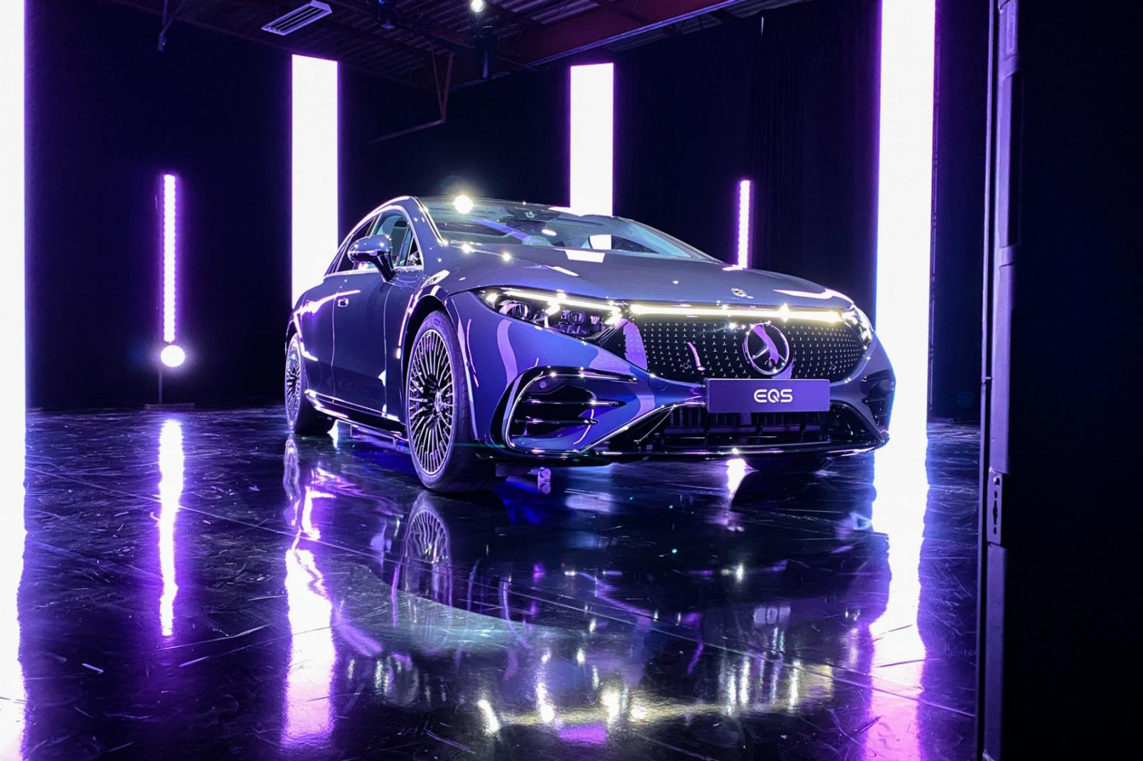 Mercedes-Benz EQS 2022 hiện đại và hấp dẫn.