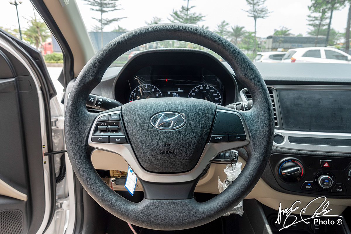 Soi chi tiết Hyundai Accent 1.4MT tiêu chuẩn 2021, giá hơn 400 triệu đồng đấu Vios, City 9 Soi chi tiết Hyundai Accent 1.4MT tiêu chuẩn 2021, giá hơn 400 triệu đồng đấu Vios, City a9