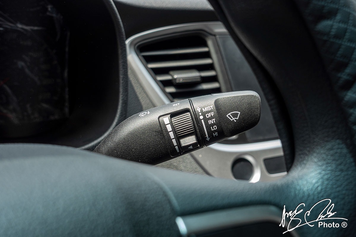 Soi chi tiết Hyundai Accent 1.4MT tiêu chuẩn 2021, giá hơn 400 triệu đồng đấu Vios, City 2305 Soi chi tiết Hyundai Accent 1.4MT tiêu chuẩn 2021, giá hơn 400 triệu đồng đấu Vios, City a205