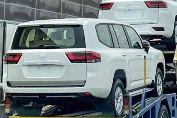 Toyota Land Cruiser thế hệ mới được trang bị động cơ dung tích 3.5 lí 1