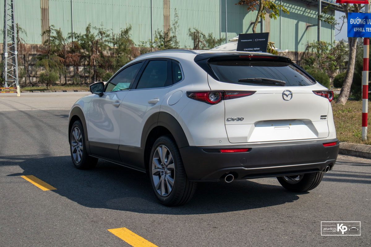 Ảnh Tổng quát xe Mazda CX-30 2021