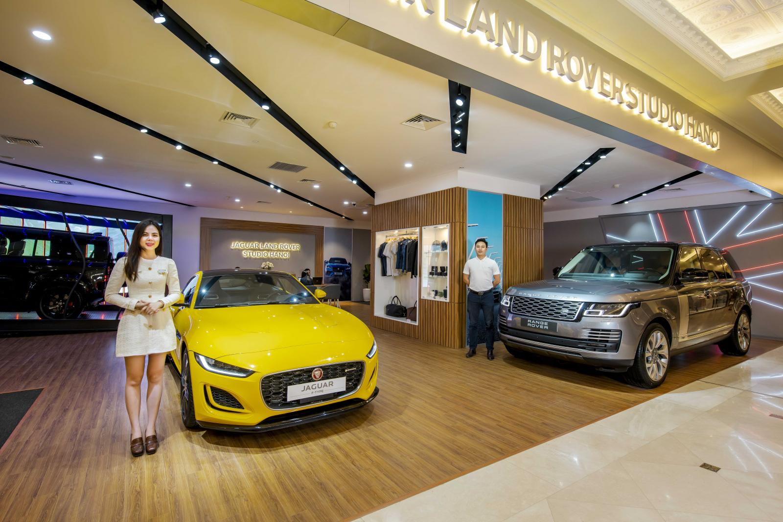 Jaguar Land Rover khai trương khu trưng bày xe mới tại Hà Nội 1