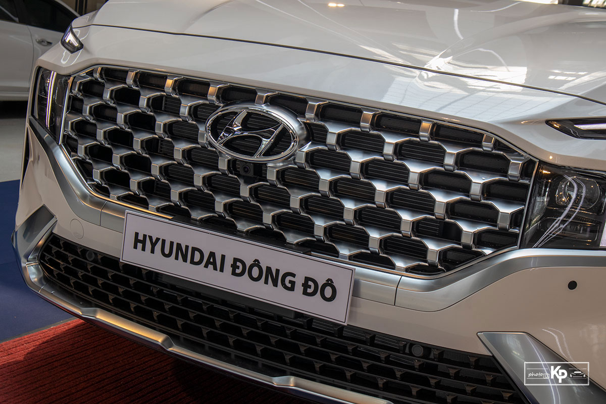 Ảnh Lưới tản nhiệt xe Hyundai Santa Fe 2021