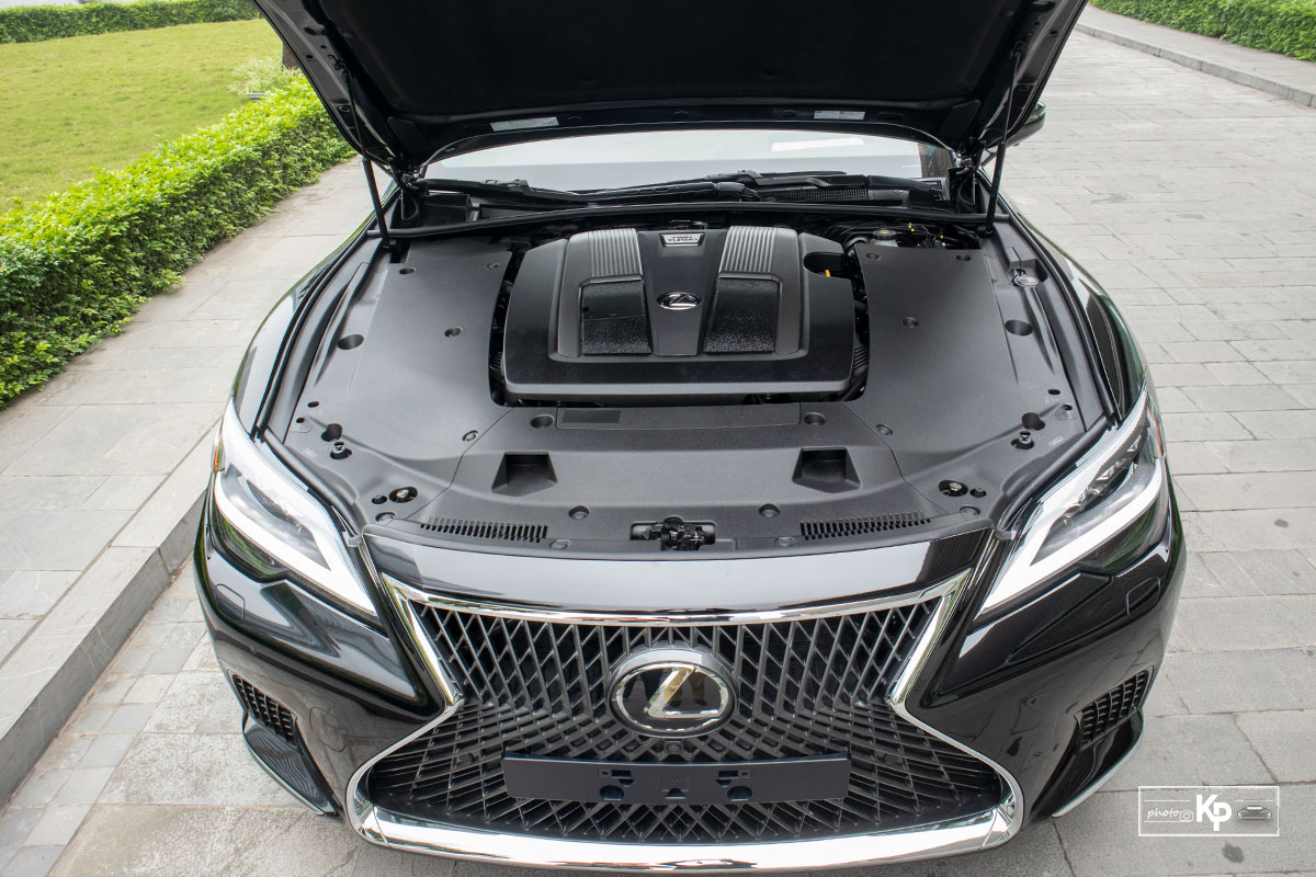 Động cơ trên Lexus LS 2021 mới nhất