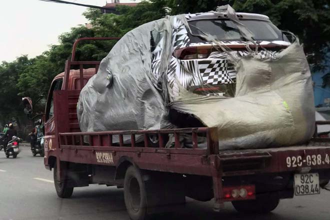 Kia Sonet tiếp tục lộ diện tại Việt Nam, ngày ra mắt đã gần kề - Ảnh 1 Kia Sonet tiếp tục lộ diện tại Việt Nam, ngày ra mắt đã gần kề - Ảnh 1.