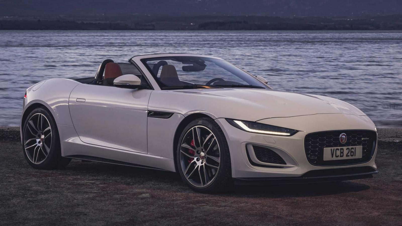 Jaguar F-Type 2022 động cơ V8 chào giá từ 1,61 tỷ đồng.
