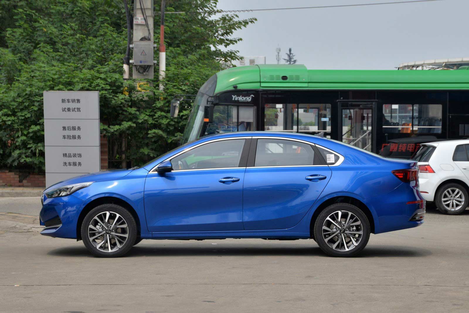 Kia Cerato 2021 EV đúng chuẩn xanh sạch đẹp.