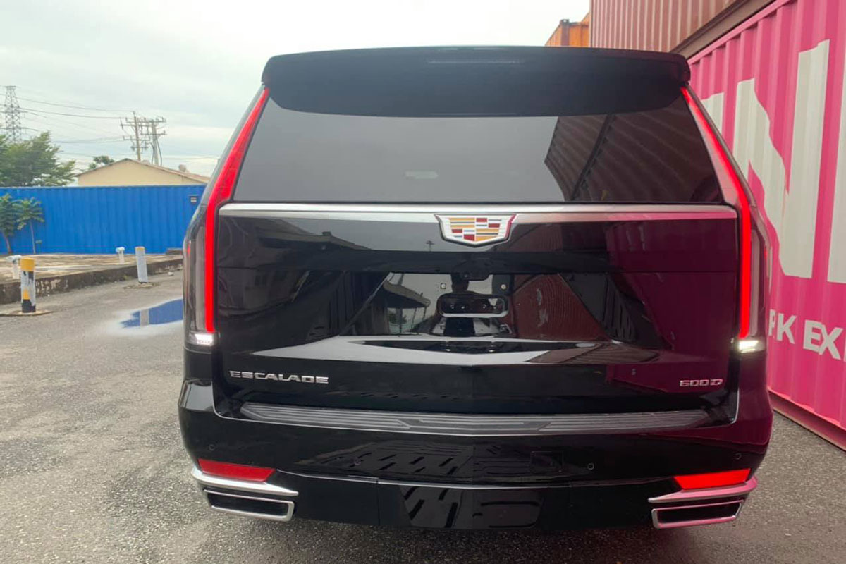 “Đập thùng” Cadillac Escalade 2021 đầu tiên tại Việt Nam, giá không dưới 8 tỷ đồng a3
