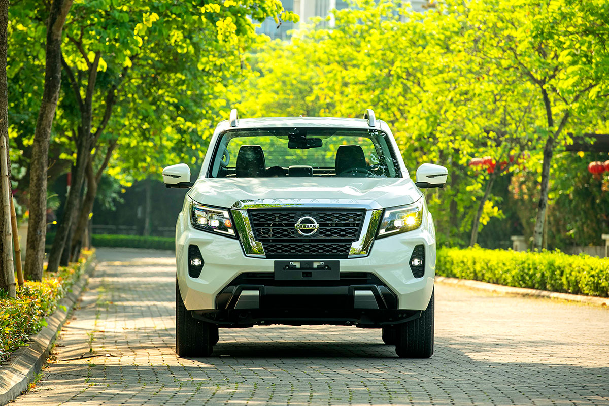 Chốt giá 895 triệu đồng, Nissan Navara 4WD 2021 có gì đấu Ford Ranger?a5