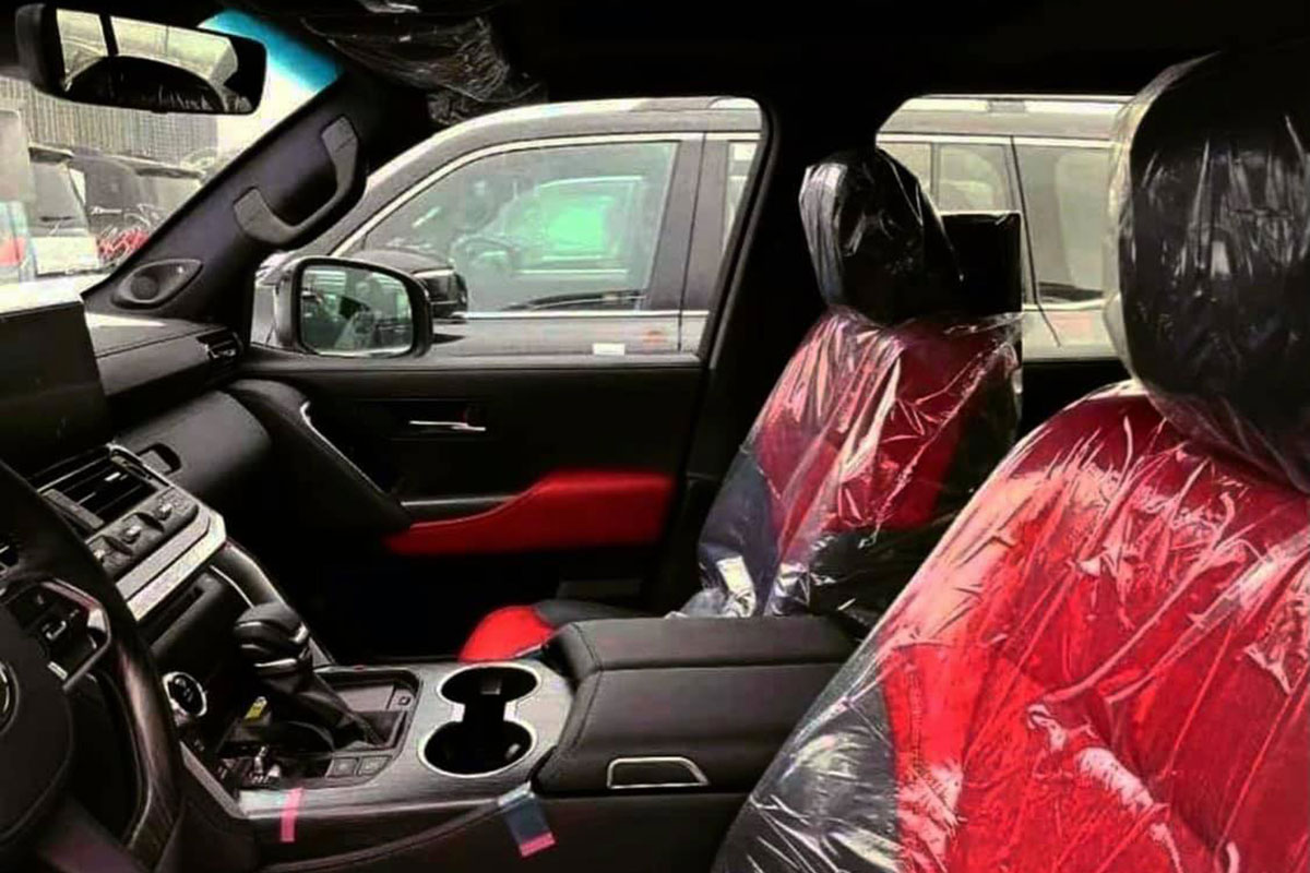Chiêm ngưỡng ảnh thực tế nội thất Toyota Land Cruiser 2022 hoàn toàn mới, ai còn chê già nữa? 5 Chiêm ngưỡng ảnh thực tế nội thất Toyota Land Cruiser 2022 hoàn toàn mới, ai còn chê già nữa a5