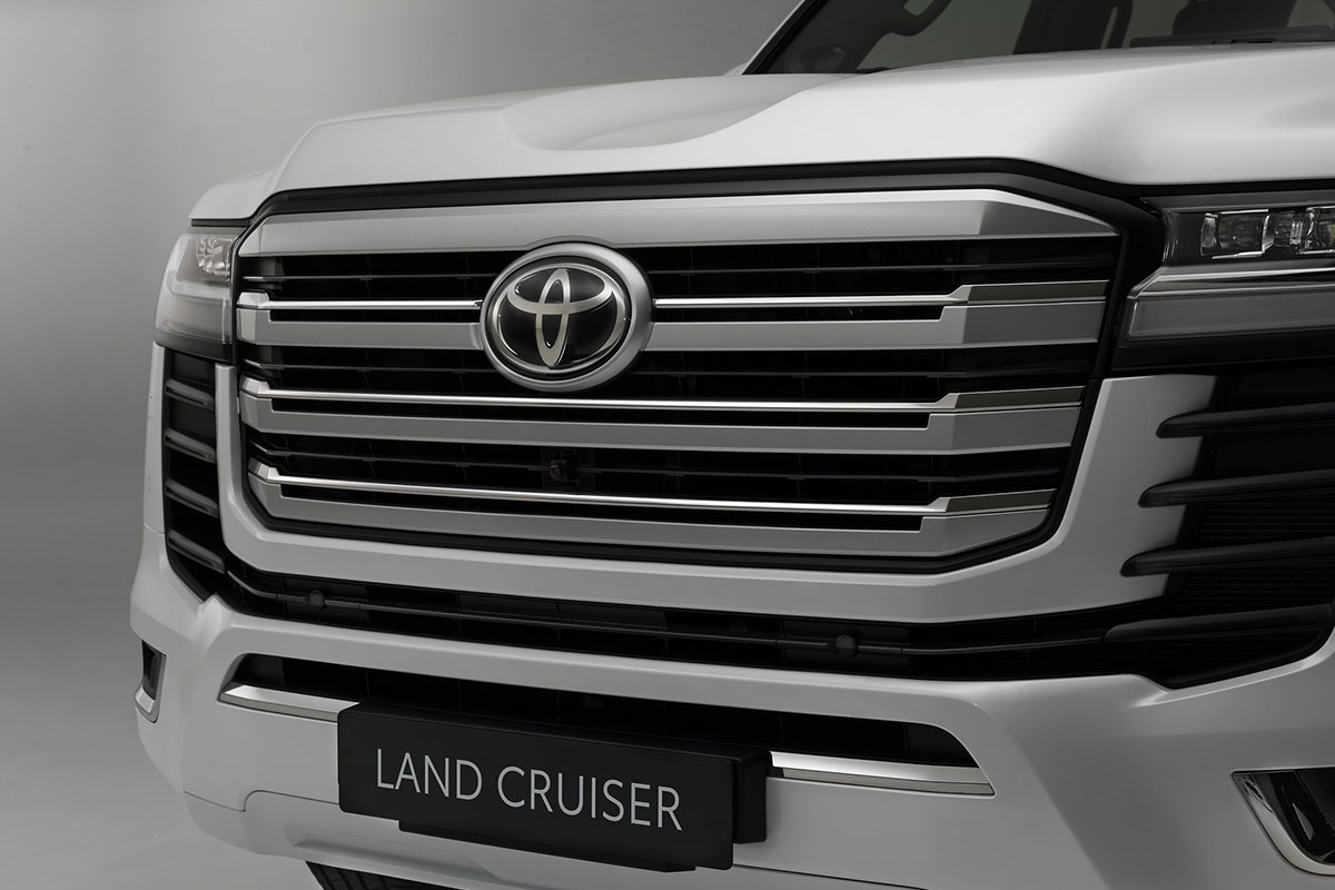 Toyota Land Cruiser 2022 ra mắt, thay đổi cách mạng, đại lý Việt Nam đã nhận cọc giao xe tháng 9 năm nay 9 Toyota Land Cruiser 2022 ra mắt, thay đổi cách mạng, đại lý Việt Nam đã nhận cọc giao xe tháng 9 năm nay a9