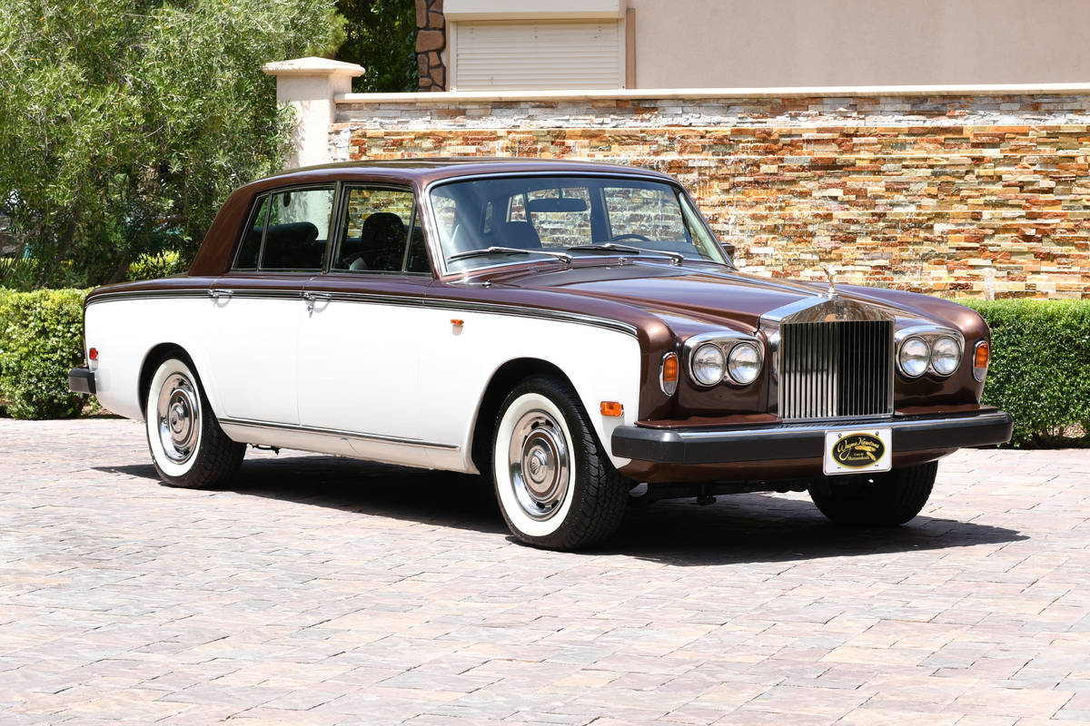 Chiếc Rolls Royce Silver Shadow đời 1979 có giá 93.500 USD