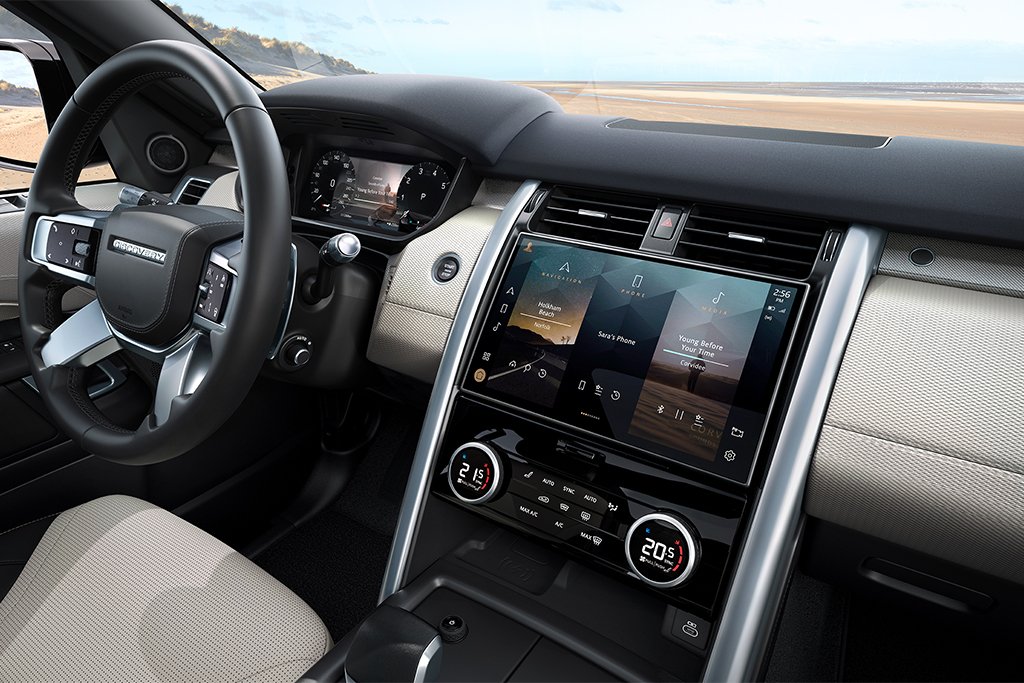 Land Rover Discovery mới trang bị tối tân cực đỉnh.