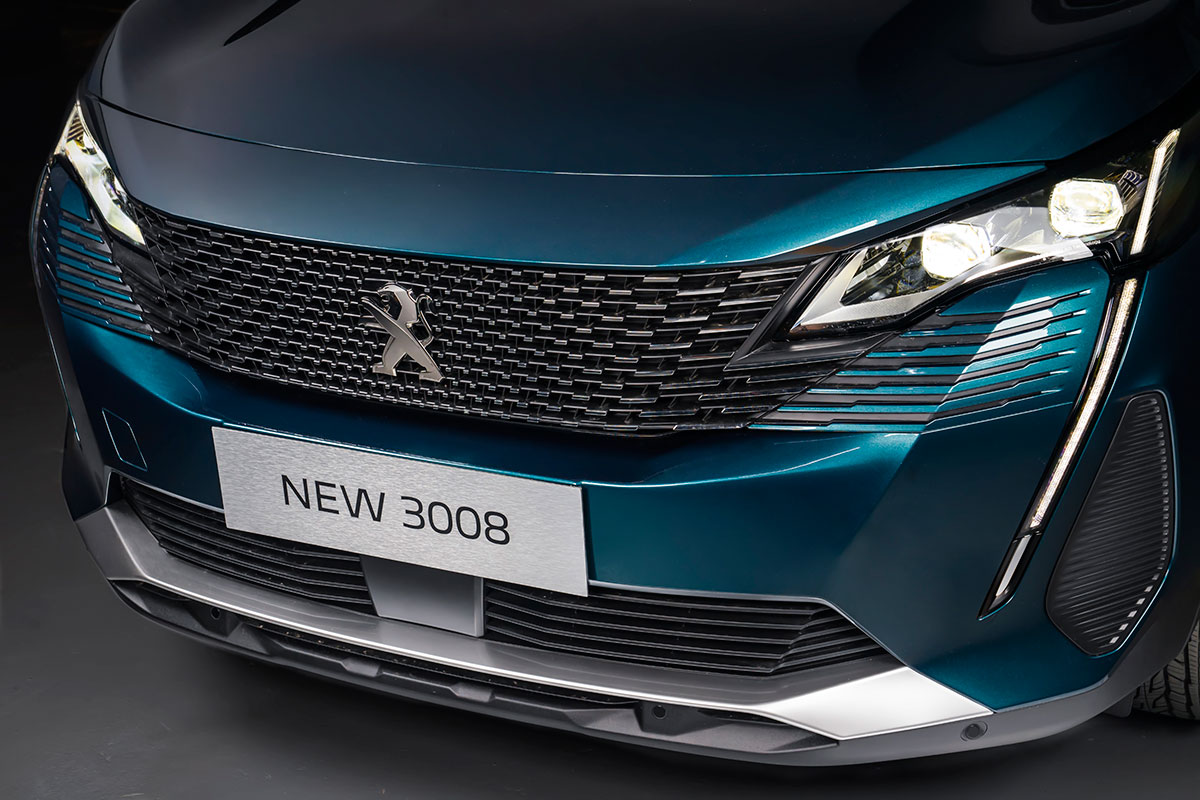Peugeot 3008 2021 là phiên bản nâng cấp giữa vòng đời.