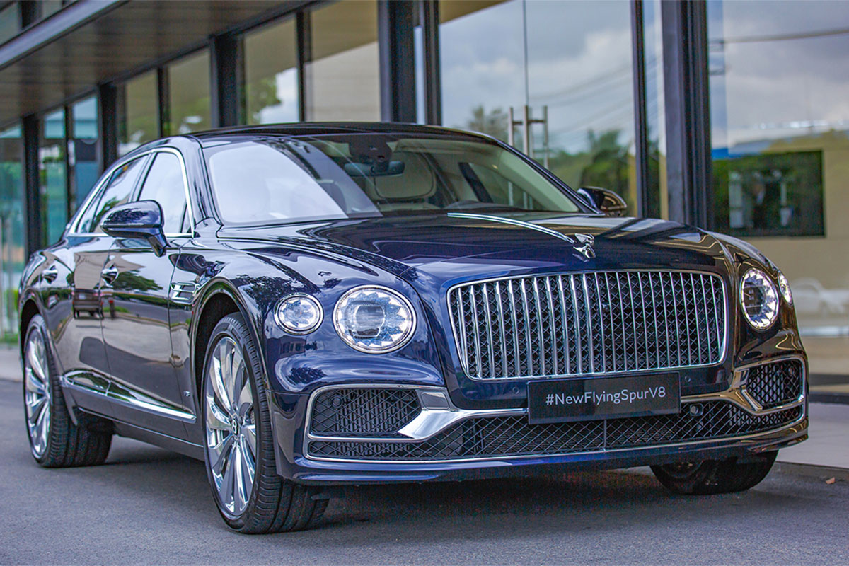 Flying Spur V8 First Edition có thể tăng tốc 0-100 km/h trong 4,1 giây.