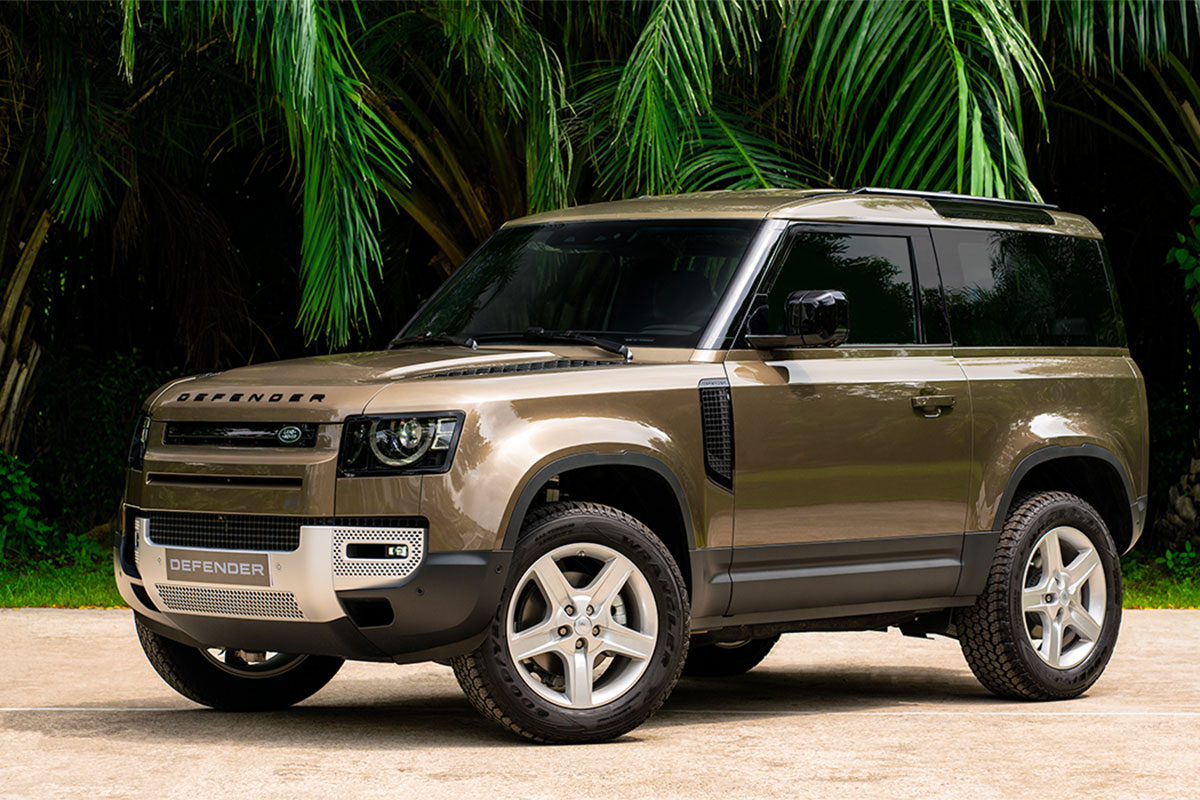 Land Rover Defender 90 là mẫu xe SUV hạng sang.