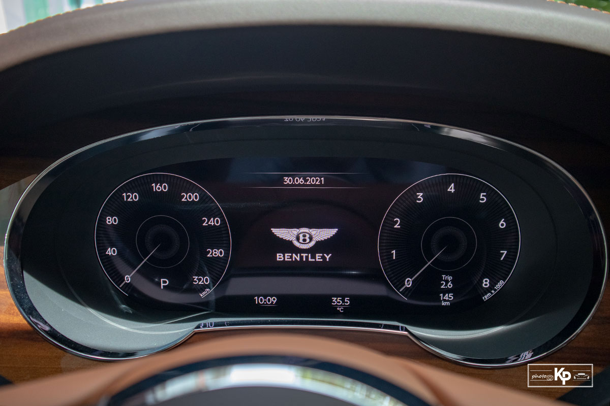 Ảnh Đồng hồ xe Bentley Bentayga 2021