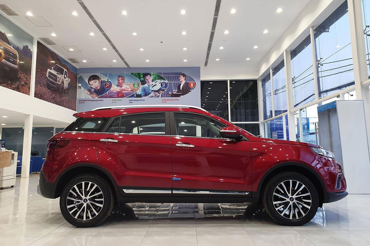 Ảnh thực tế Ford Territory 2021 tại đại lý, gây áp lực lên Honda CR-V và Mazda CX-5 8 Ảnh thực tế Ford Territory 2021 tại đại lý, gây áp lực lên Honda CR-V và Mazda CX-5 a8