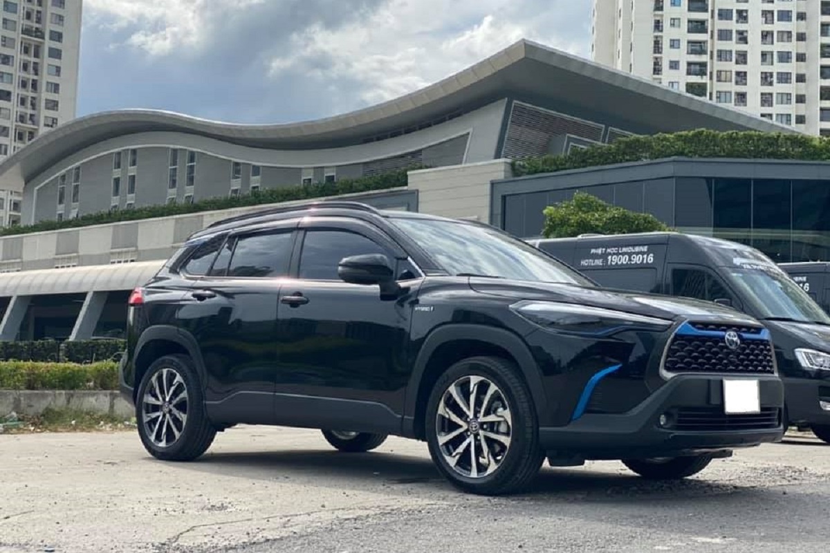 Toyota Corolla Cross 2020 bản “full options” siêu lướt hét giá ngang xe mới 1