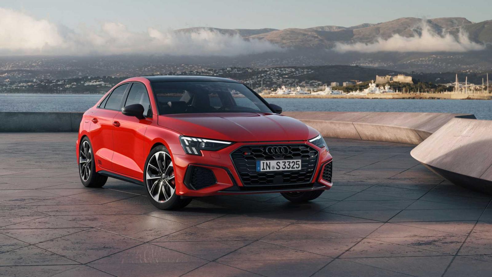 Audi A3 và S3 Sedan 2022 giá khởi điểm từ 778 triệu đồng.