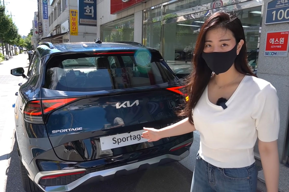 Bóc tem nội thất Kia Sportage 2022 vừa về đại lý, hơnthua gì Sorento 19 Bóc tem nội thất Kia Sportage 2022 vừa về đại lý, hơnthua gì Sorento a19
