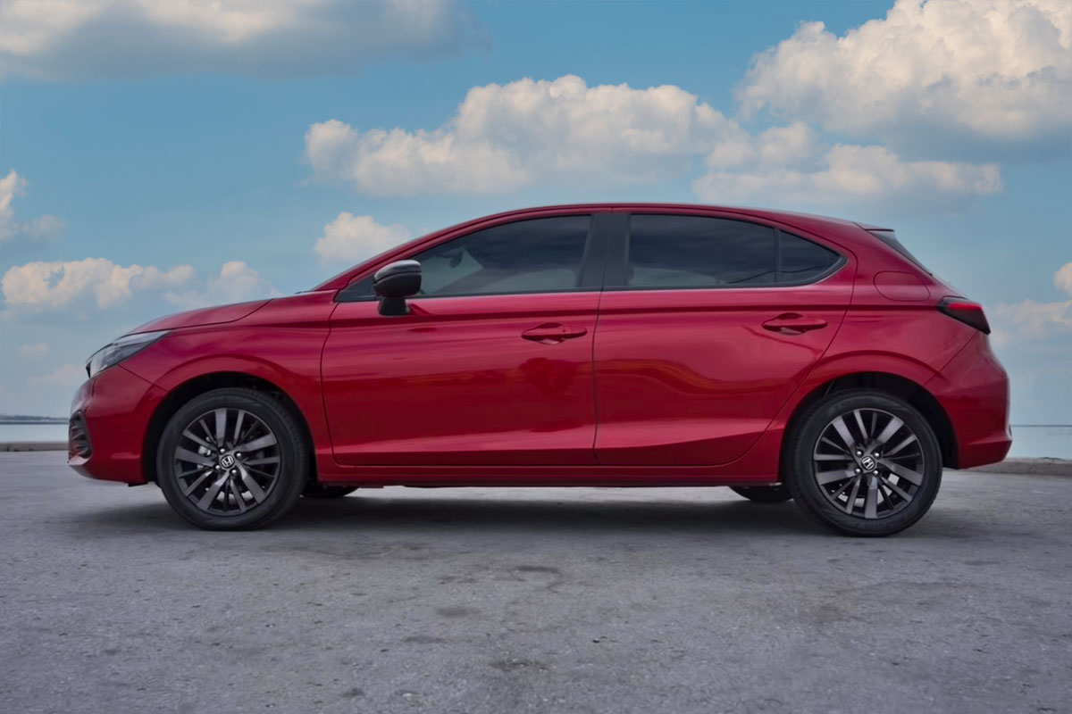 Hình ảnh thân xe Honda City Hatchback 2021
