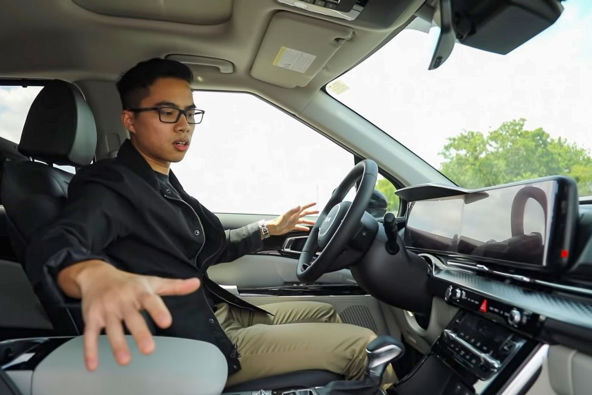 Người Việt đầu tiên "bóc tem" Kia Sedona 2021: Thay đổi toàn diện, giá dự kiến cao khi bán ở Việt Nam 11 Người Việt đầu tiên "bóc tem" Kia Sedona 2021: Thay đổi toàn diện, giá dự kiến cao khi bán ở Việt Nam a11
