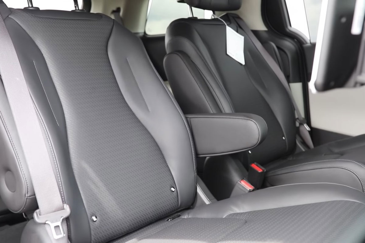 Người Việt đầu tiên "bóc tem" Kia Sedona 2021: Thay đổi toàn diện, giá dự kiến cao khi bán ở Việt Nam 12 Người Việt đầu tiên "bóc tem" Kia Sedona 2021: Thay đổi toàn diện, giá dự kiến cao khi bán ở Việt Nam a12