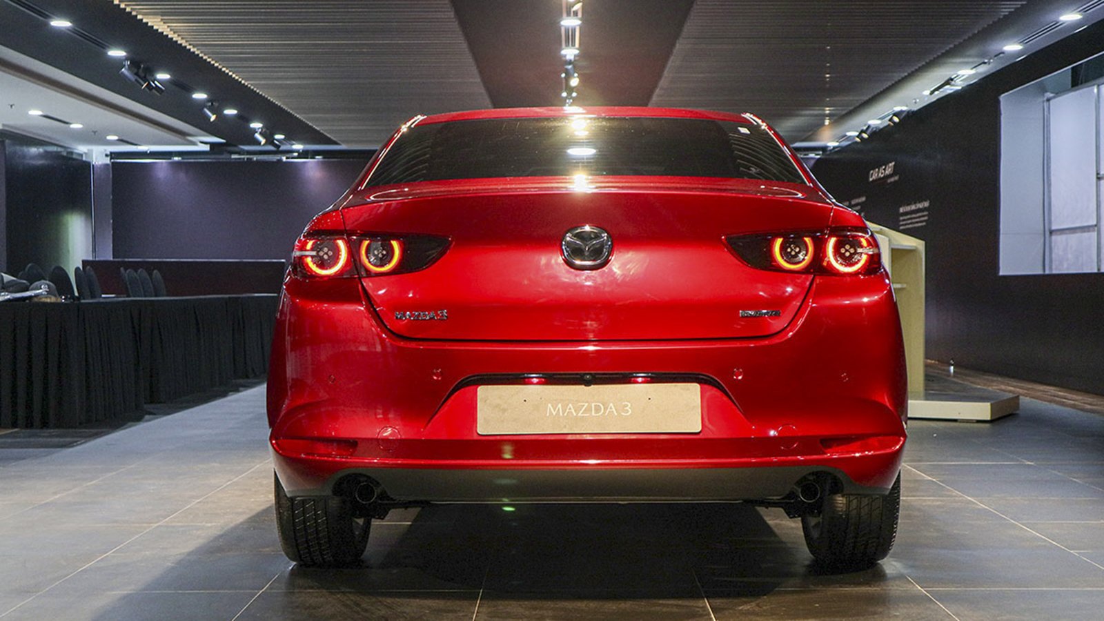 Mazda 3 xếp thứ 9 trong top các mẫu xe có lượng tìm kiếm nhiều nhất tuần qua.