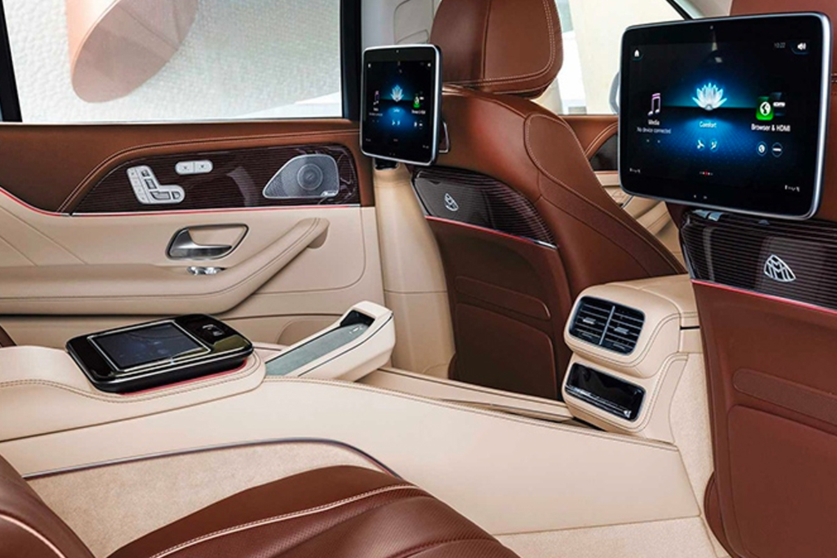 Nội thất của Mercedes-Maybach GLS 600 4MATIC tràn ngập tiện nghi và sự xa hoa.