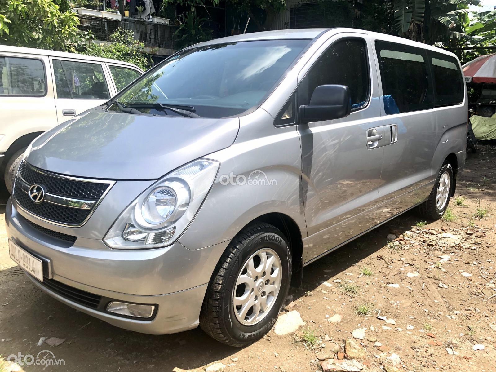 Hyundai starex 2015