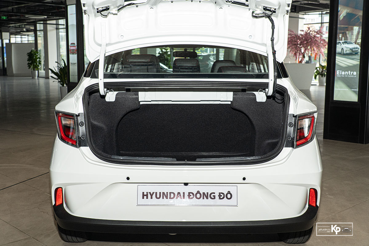 Cận cảnh Hyundai Grand i10 Sedan 2021: Nhiểu thay đổi, có thể khiến Kia Soluto mất khách a11