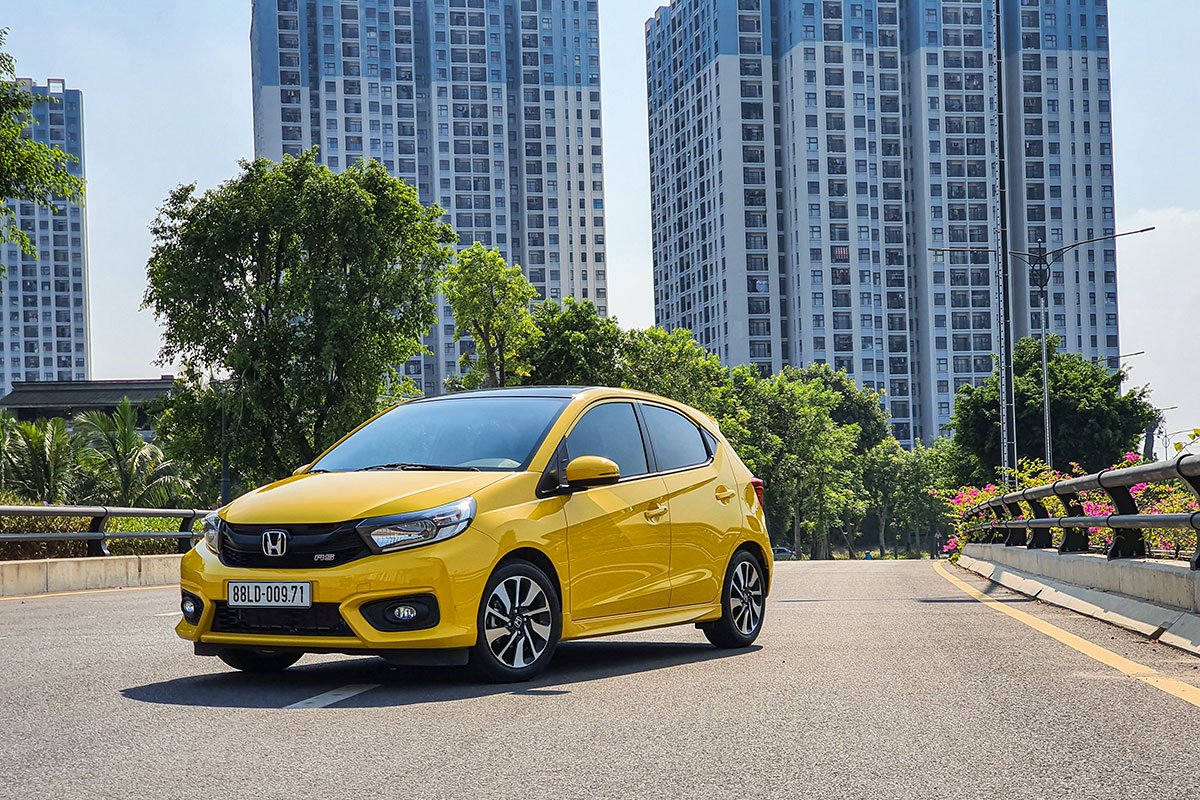 Honda Brio là mẫu xe được nhập khẩu nguyên chiếc từ Indonesia Honda Brio là mẫu xe được nhập khẩu nguyên chiếc từ Indonesia.