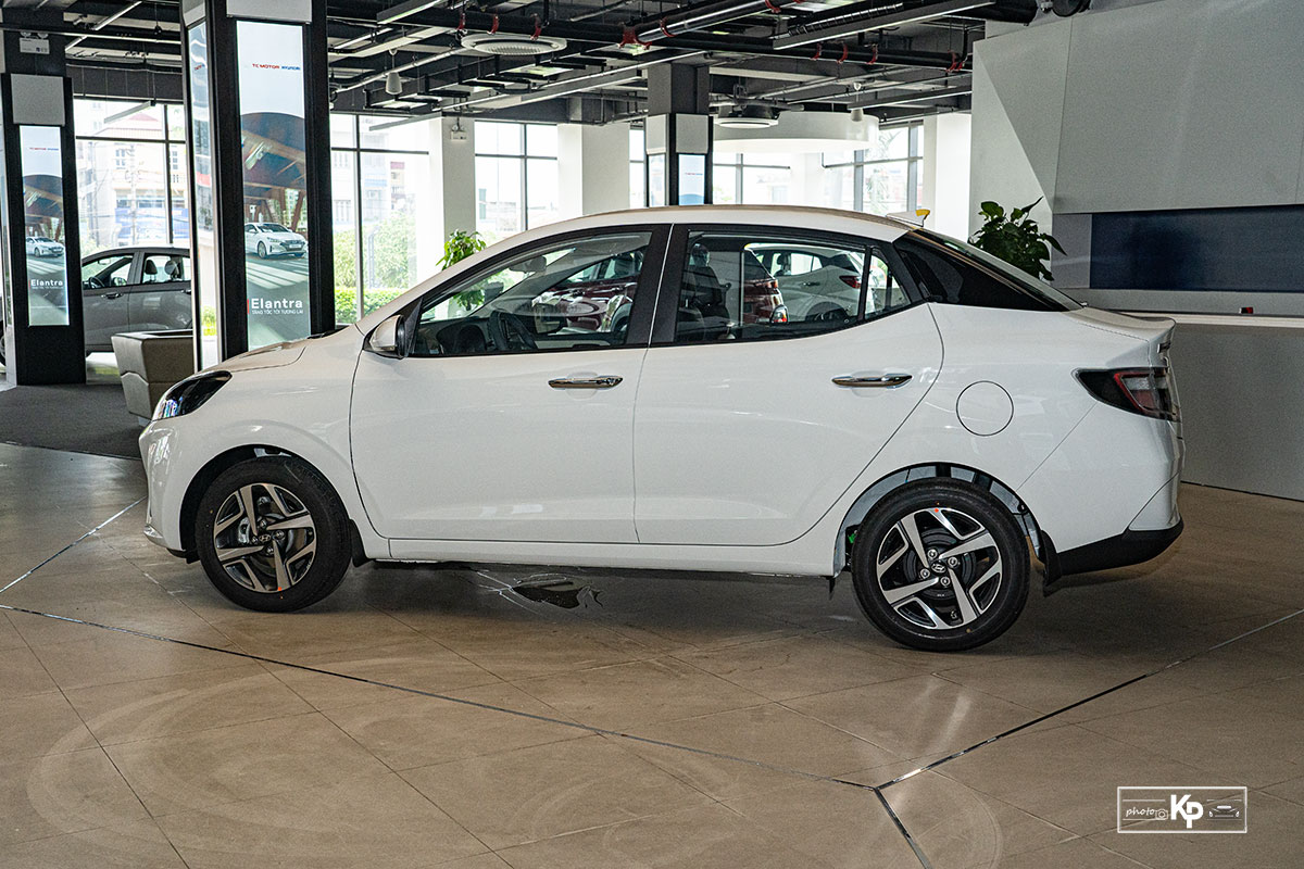 Hyundai Grand i10 vừa ra mắt phiên bản hoàn toàn mới với nhiều sự nâng cấp về trang bị.