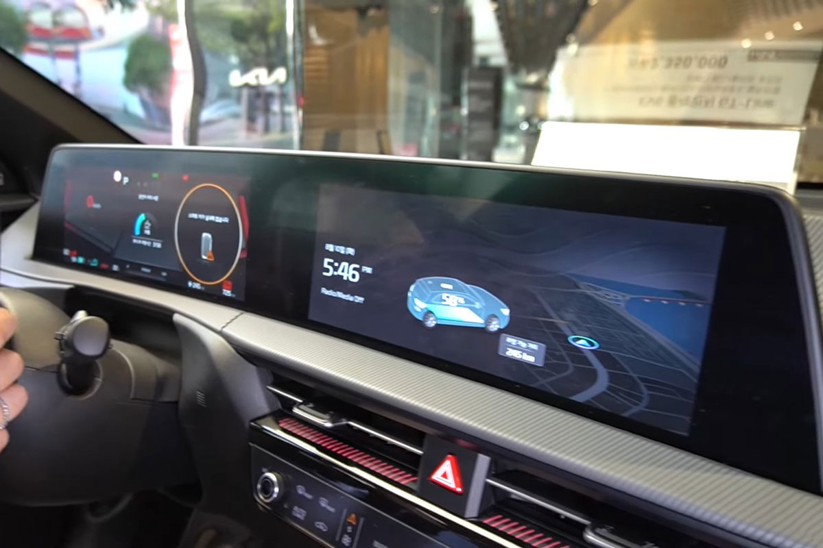 Đây là ô tô điện Kia EV6 ngoài đời thực, có nét giống Lamborghini Urus a8