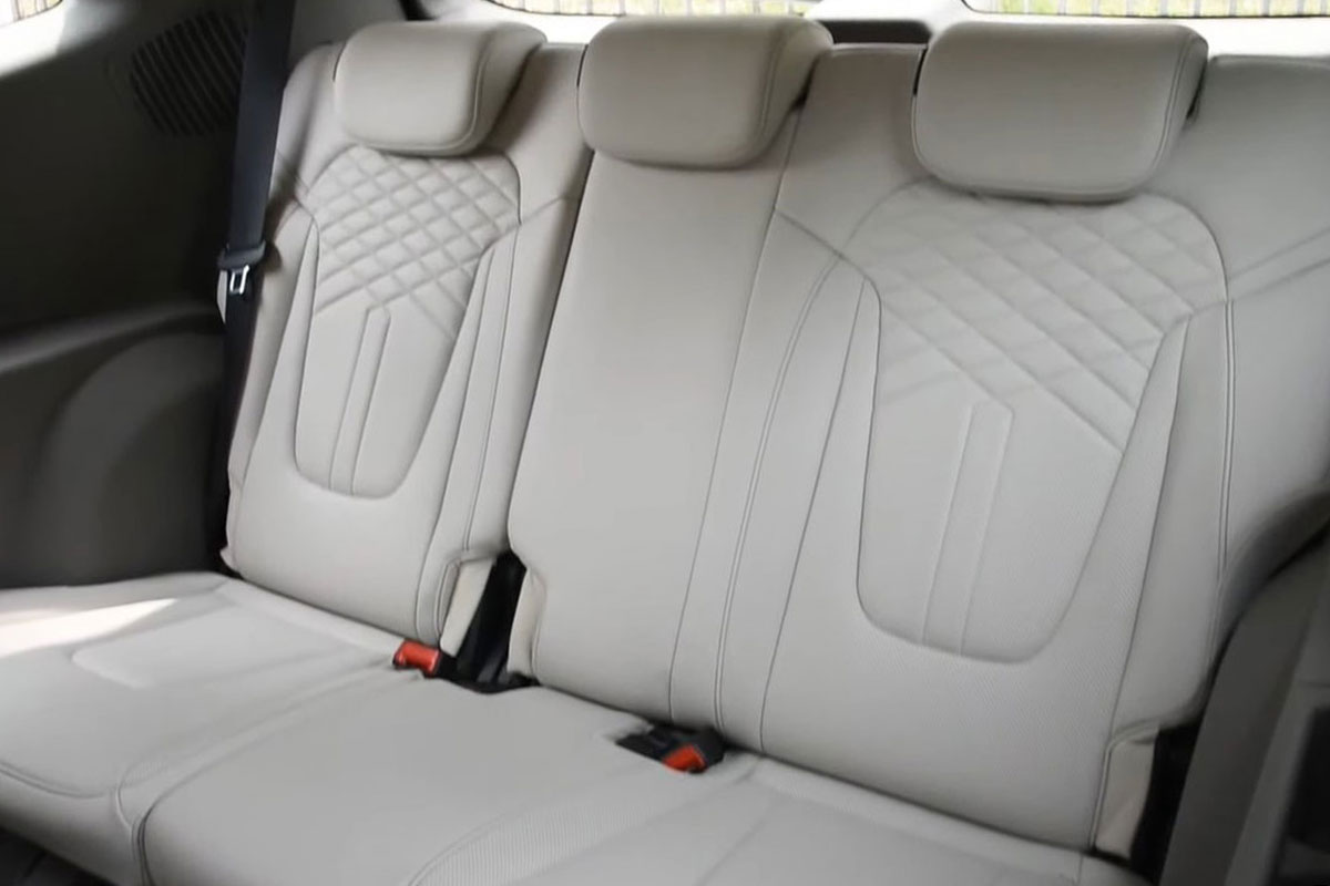 "Bóc tem" Hyundai Custo 2022: Tucson bản MPV có nội thất như xe Tesla a14