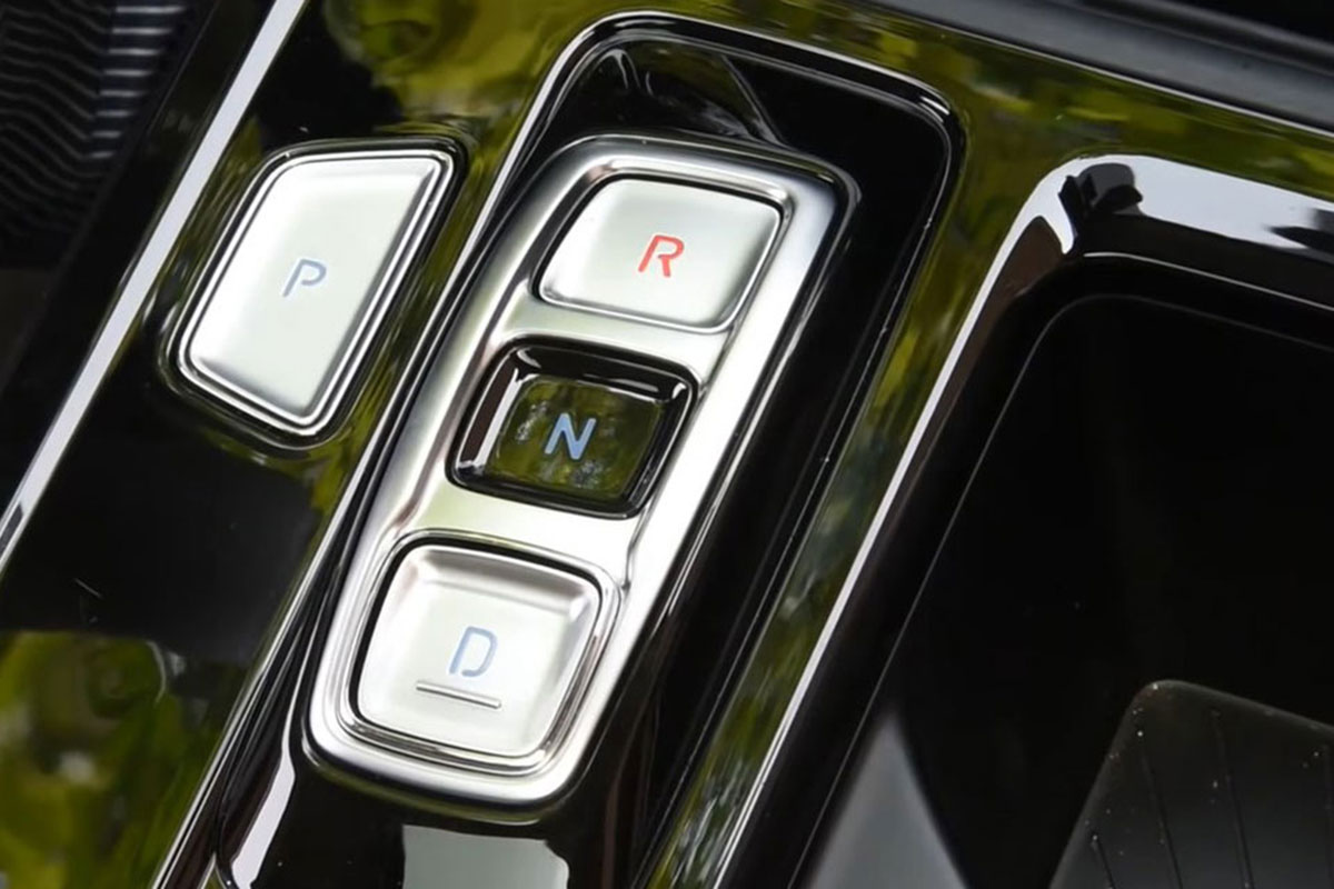 "Bóc tem" Hyundai Custo 2022: Tucson bản MPV có nội thất như xe Tesla a16