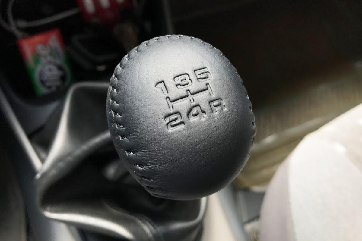 cần số xe số sàn 1