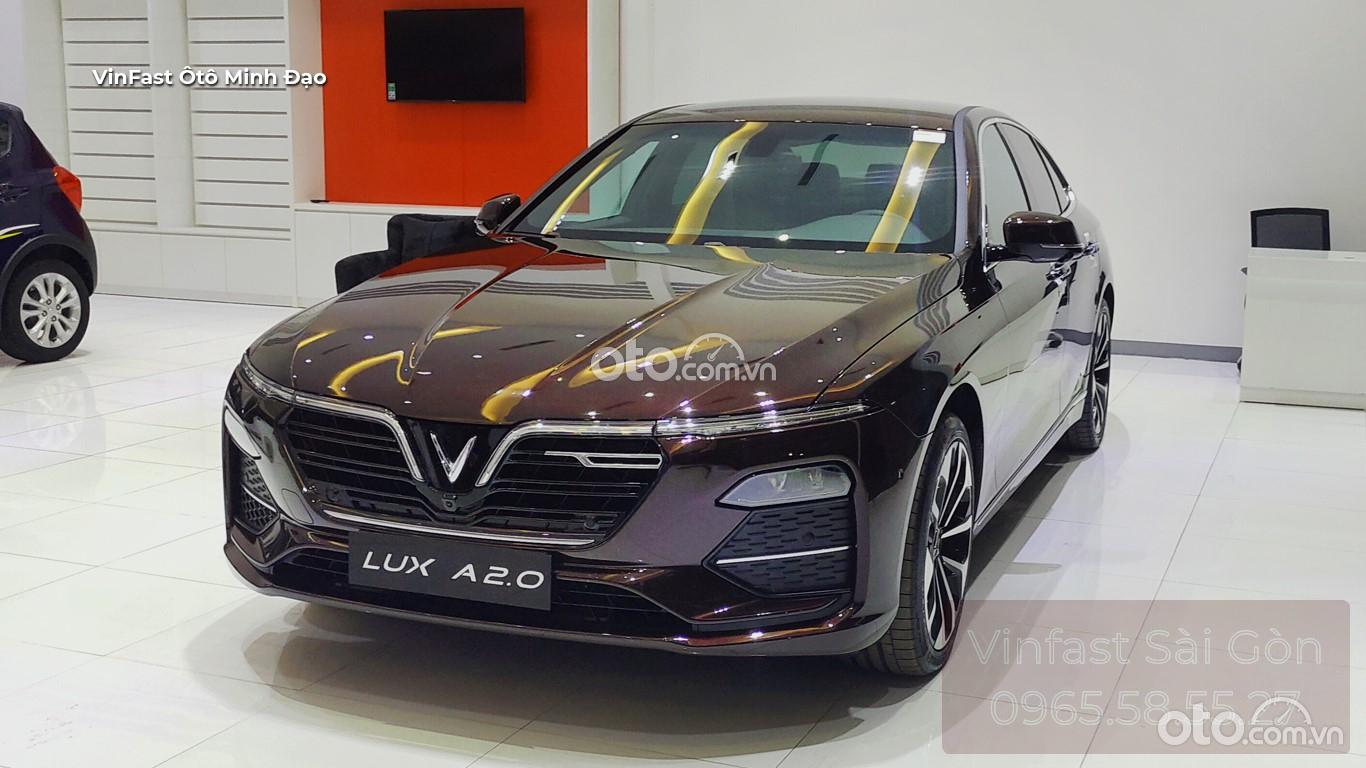 VinFast LUX A2.0  2021