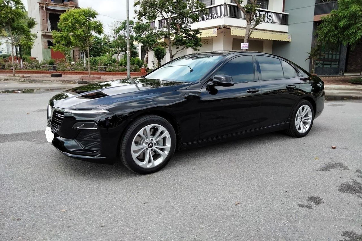 Đây là giá xe VinFast Lux A2.0 sau hơn 200km lăn bánh, xuất xứ xe nói lên mức giá a2