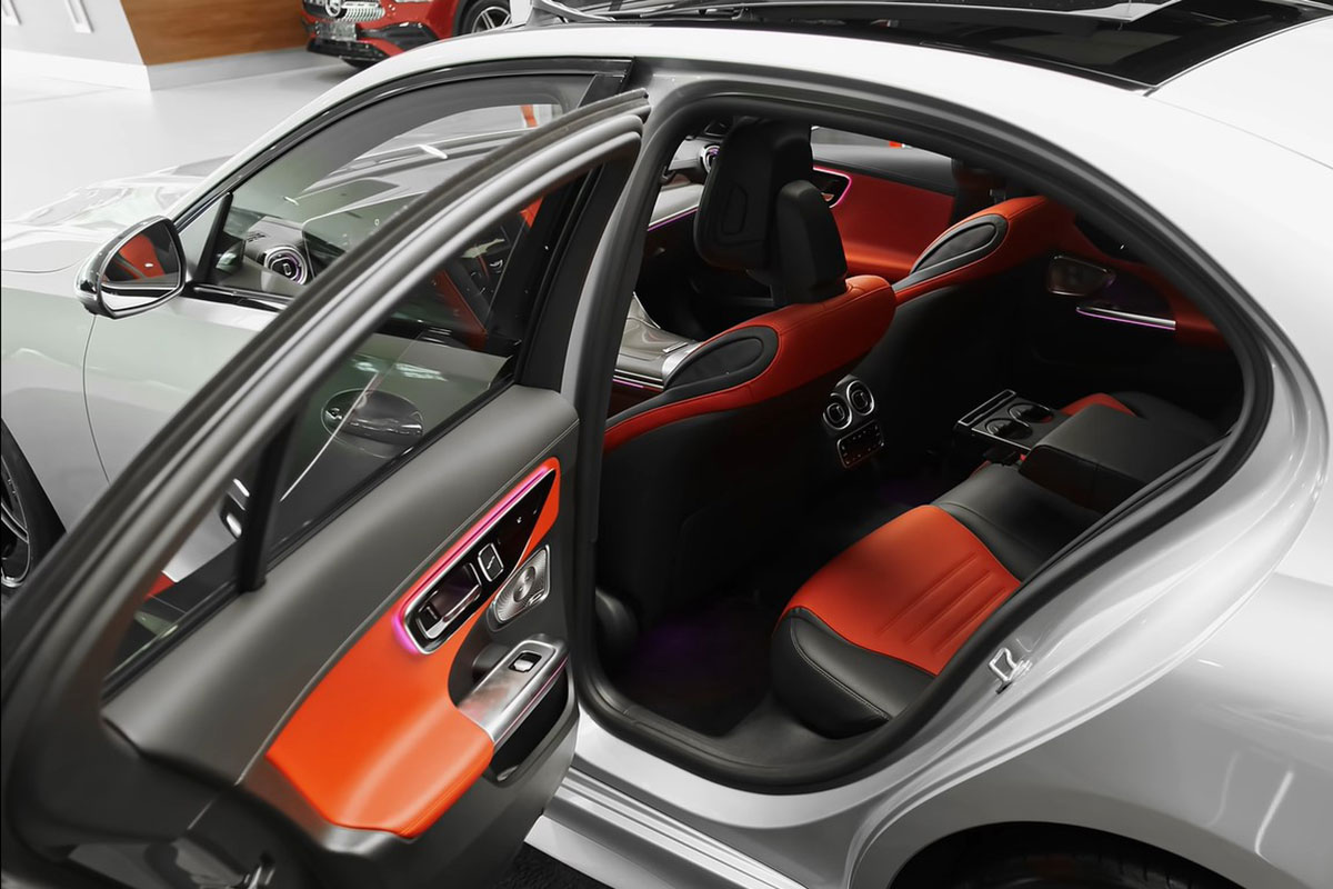 Mercedes-Benz C 300 AMG 2022 lộ diện thực tế: Đại lý Việt Nam nhận cọc, hẹn giao xe cuối năm 15 Mercedes-Benz C 300 AMG 2022 lộ diện thực tế: Đại lý Việt Nam nhận cọc, hẹn giao xe cuối năm a15
