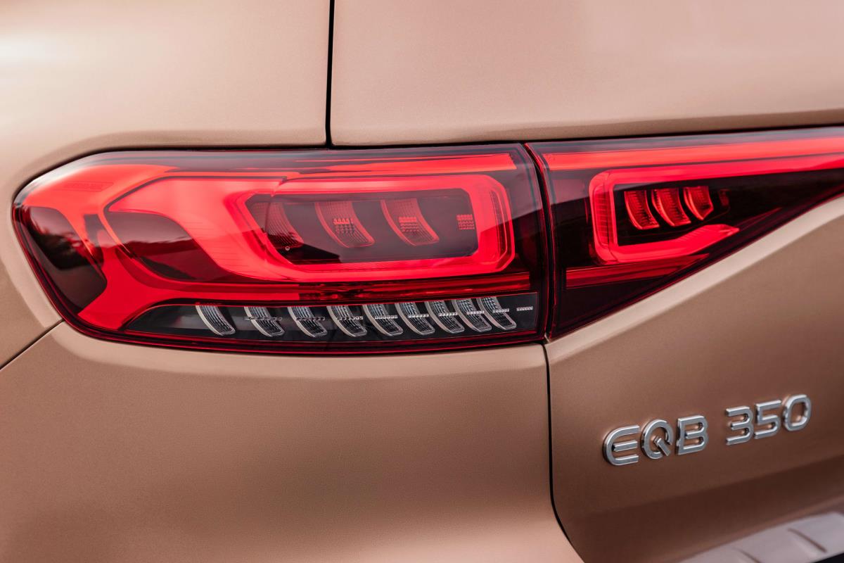 Mercedes EQB 2021 đèn hậu 1