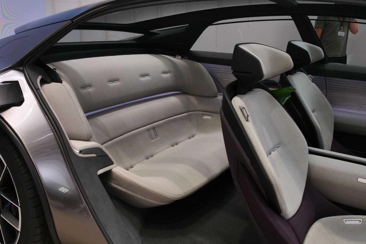 Audi Grandsphere Concept ghế ngồi Audi Grandsphere Concept ghế ngồi 1