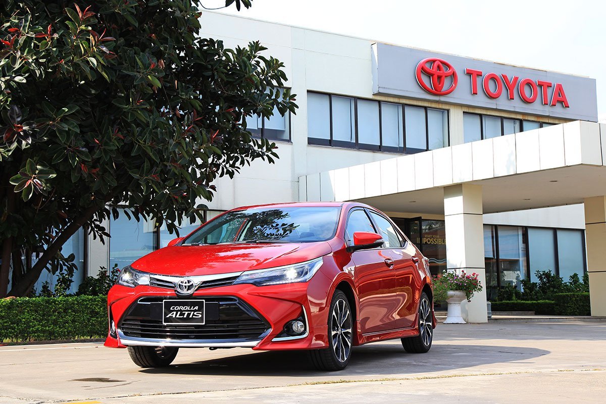 Doanh số Toyota Corolla Altis giảm tới gần 80% so với tháng 7