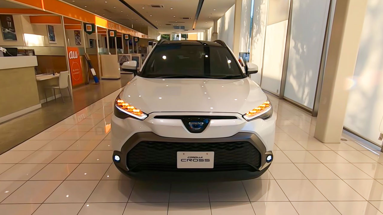 Ảnh thực tế Toyota Corolla Cross 2022 tại đại lý, khác gì so với bản hiện tại 1 Ảnh thực tế Toyota Corolla Cross 2022 tại đại lý, khác gì so với bản hiện tại a1