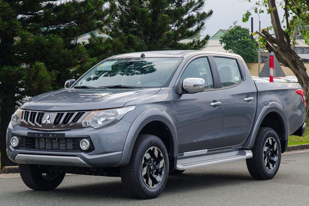 Ngoại hình Mitsubishi Triton cũ đời 2018.