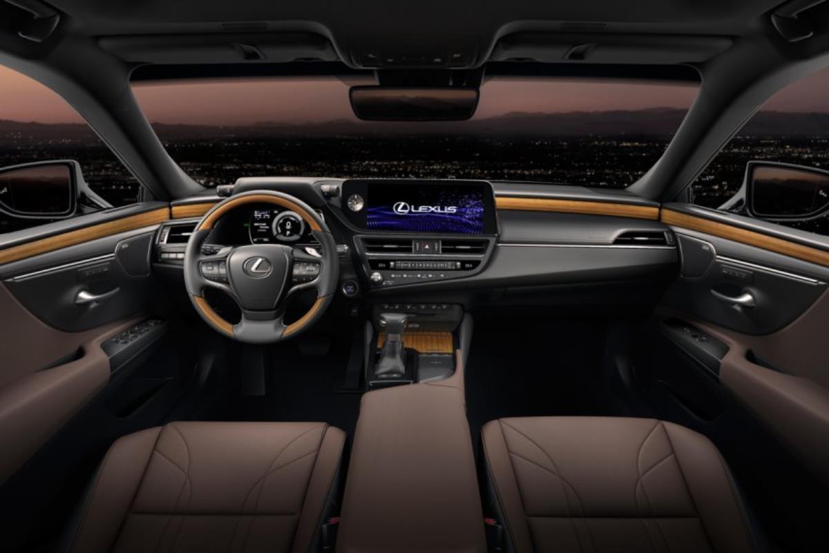 Lexus ES 2022 nội thất